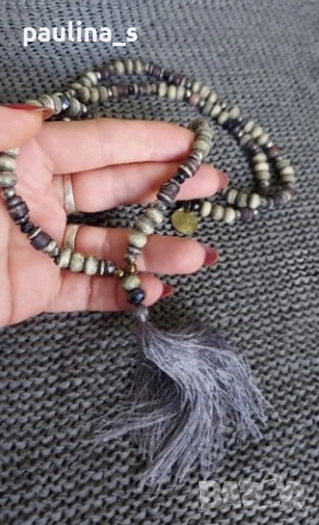 Четири различни броя / Винтидж / Колие тип гердан обсидиан, халцедон и слонова кост , снимка 18 - Колиета, медальони, синджири - 47180683