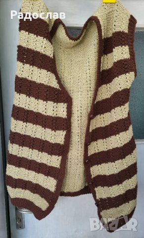 Продавам вълнен елек жилетка с копчета  Унисекс , снимка 2 - Жилетки - 42280218