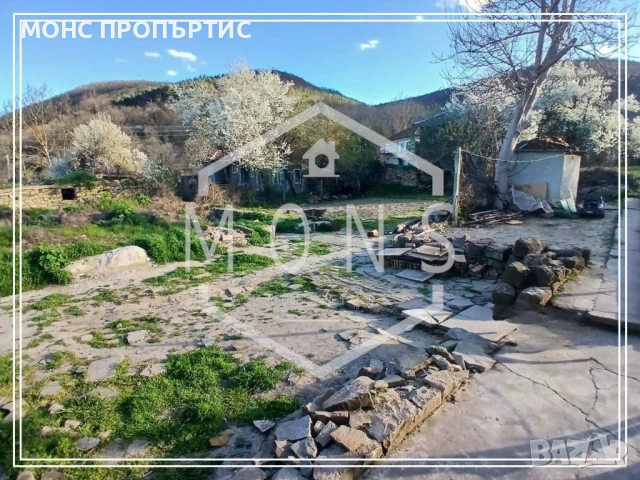 Двуетажна къща в с. Ряховците, близо до гр. Севлиево., снимка 5 - Къщи - 54148986