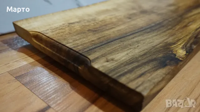 Ръчно изработена дъска-поднос за мезе от орех с две отделения, снимка 6 - Аксесоари за кухня - 49304277