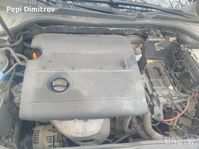 Volkswagen Golf Golf V 1.6 i на части . Фолцваген голф 5, снимка 5 - Автомобили и джипове - 54220449