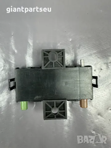 Усилвател Антена за Мерцедес Mercedes-benz A2389055000, снимка 3 - Части - 49112940