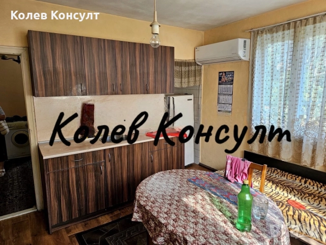 Продавам къща в гр. Димитровград, кв. Марийно , снимка 2 - Къщи - 51745782