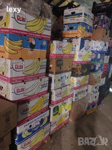 Продавам кашони за банани 