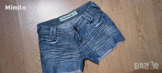 Нови къси дънки xs, снимка 1 - Къси панталони и бермуди - 29350354