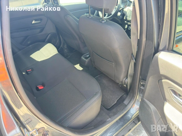 Dacia Duster 2019, 108 хил, бензин/газ, снимка 11 - Автомобили и джипове - 54238204
