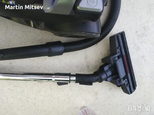 Прахосмукачка Daewoo 800W без торба, снимка 3 - Прахосмукачки - 56525039