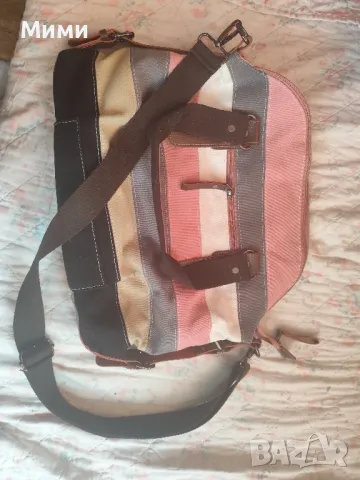Дамска шарена чанта , снимка 2 - Чанти - 49646378