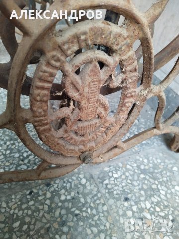 Стойки от СИНГЕР.    Стойки от  SINGER, снимка 4 - Декорация за дома - 36657528