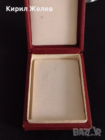 Оригинална кутия от соца за ордени,медали, значки за колекция декорация 28116, снимка 5 - Антикварни и старинни предмети - 37072279