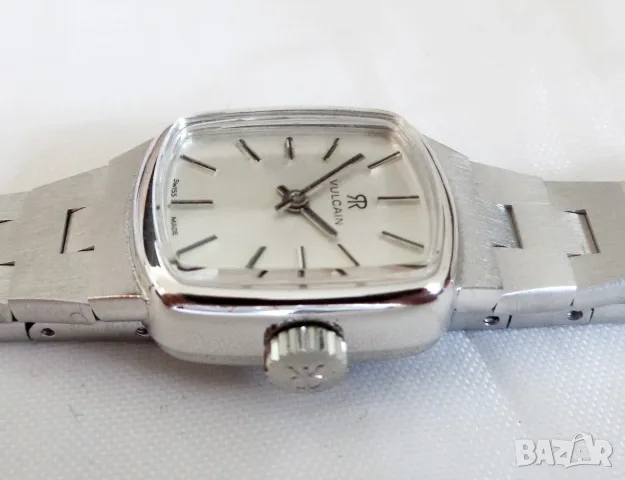 Швейцарски дамски часовник Vulcain (MSR) - Нов, снимка 7 - Дамски - 54977705