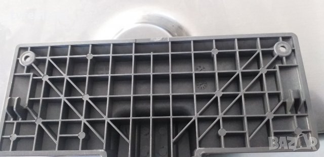 Стойкa за телевизор LG 32LB650V, снимка 3 - Части и Платки - 30715697