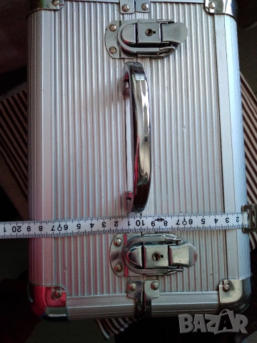 Алуминиево куфарче, снимка 5 - Куфари с инструменти - 54322201