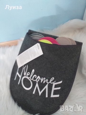 Сет от 5 чифта домашни чехли, поставени в голям декоративен чехъл, снимка 4 - Други - 29791407