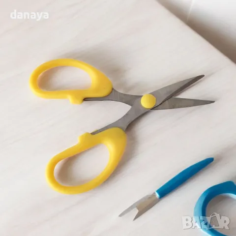 5263 Ученическа ножица с цветни дръжки, 12 см, снимка 2 - Ученически пособия, канцеларски материали - 47765226