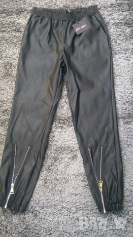 Кожен панталон в черен цвят с цип отпред, снимка 3 - Панталони - 31016263