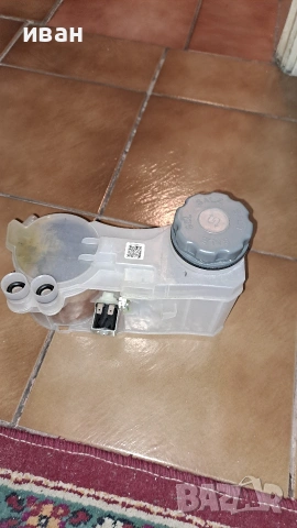 Съд за соли С магнетвентил,сензор и капачки за съдомиялнаGorenje GV55110