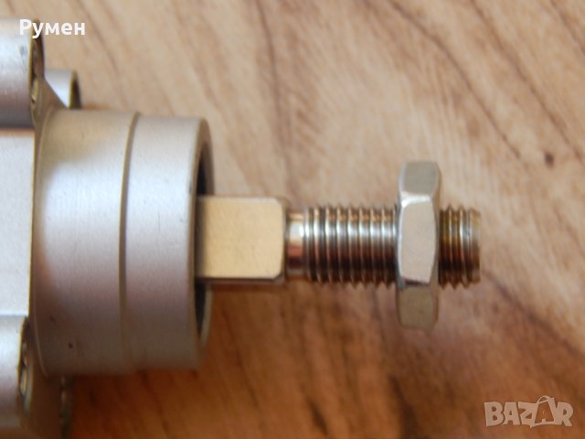 Пневматичен цилиндър Festo dnc-32-250-ppv-a, снимка 4 - Други инструменти - 29908540