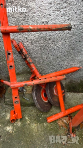 Опорни колелета за фреза - за японски трактор kubota, снимка 2 - Селскостопанска техника - 53927147