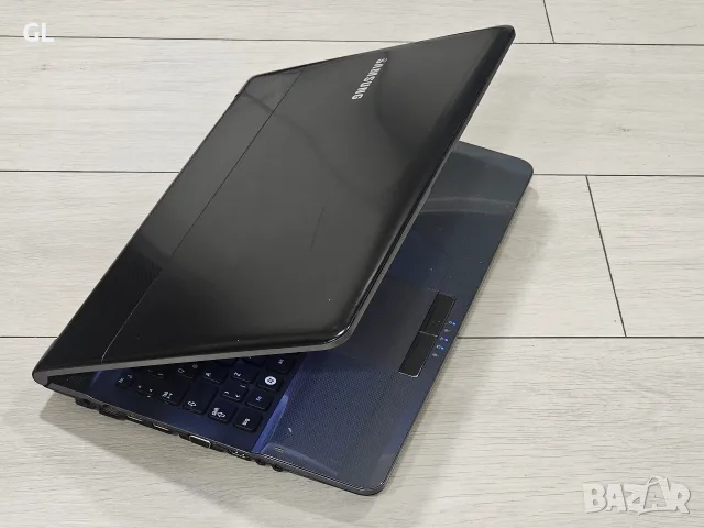 Samsung NP RC 520 ., снимка 2 - Лаптопи за дома - 56485258