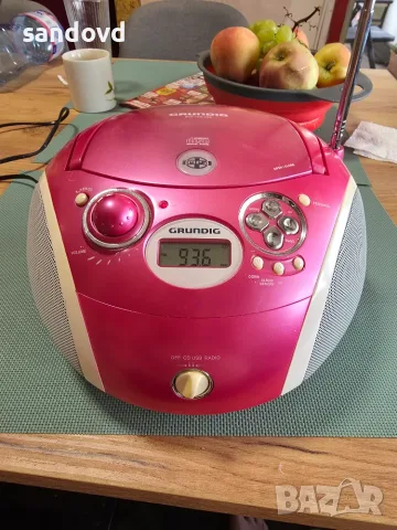 касетофон GRUNDIG   цена 20 евро