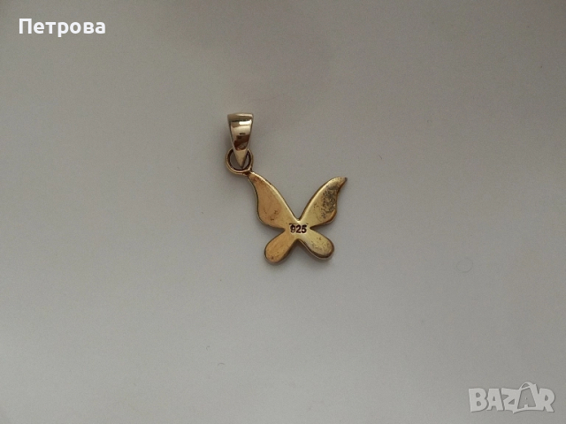 Сребърна висулка пеперуда с позлата , снимка 3 - Колиета, медальони, синджири - 52040591