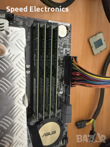 Crucial 32GB PC3-12800 DDR3-1600MHz 4x8gb, снимка 2 - RAM памет - 55987936
