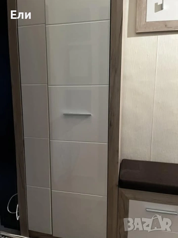 Модулно антре – модерен комплект с гланц бяло и дъб, снимка 2 - Портманта - 54098935