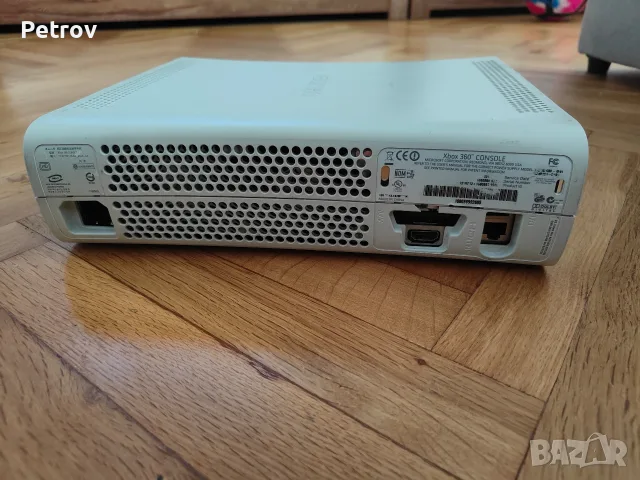 XBOX 360 JASPER  за части или ремонт , снимка 3 - Xbox конзоли - 55908387