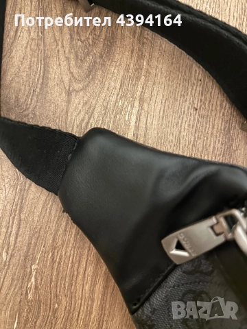 Мъжка чанта  GUESS, снимка 3 - Чанти - 52030362