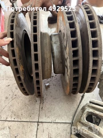Спирачни апарати и дискове от BMW E60/E63, снимка 4 - Части - 55799834