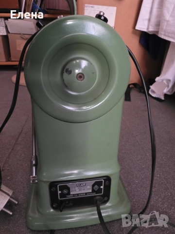 Електрическа шевна машина Elna Supermatic, снимка 4 - Шевни машини - 52803096