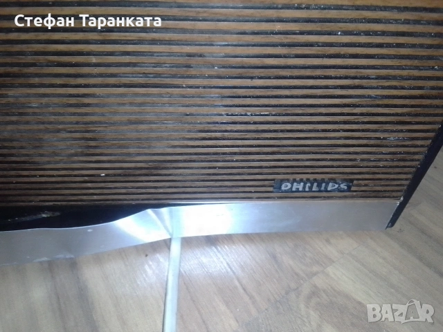 Радио касетофон Phillips , снимка 2 - Радиокасетофони, транзистори - 53060608