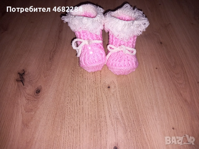 Нови ръчно плетени дрешки, жилетки, буйки, терлички, снимка 3 - Бебешки якета и елеци - 52791733