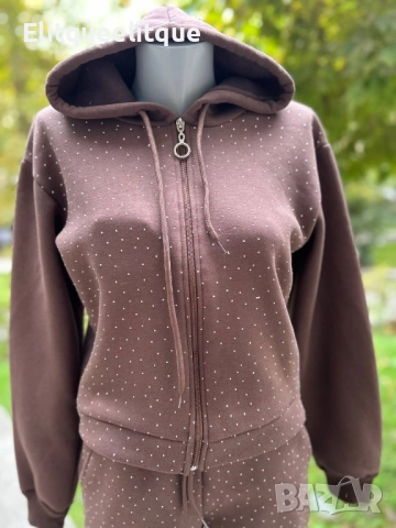 ватиран дамски екип с камъни, снимка 4 - Спортни екипи - 52238591