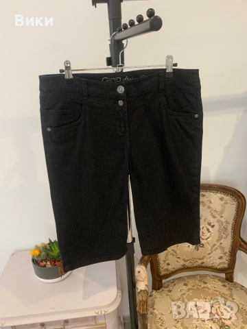 Черни дънки до коляното в размер М, снимка 4 - Къси панталони и бермуди - 44779474