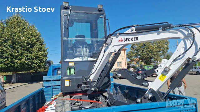  Мини багер BEKER и самосвал, снимка 2 - Индустриална техника - 53371847