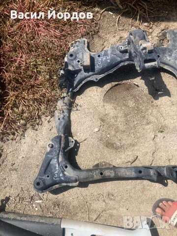 Преден мост за Хонда Сивик 7 Honda Civic VII Hatchback (03.1999 - 02.2006), хечбек, снимка 3 - Части - 48484488