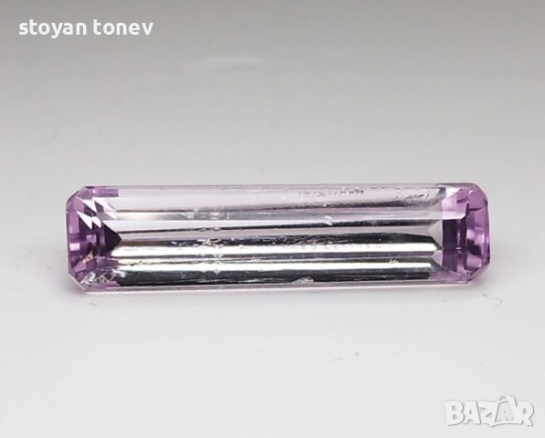 Рядък И Красив Eстествен Кунцит 14.45 Карата  – Голям И Елегантен!