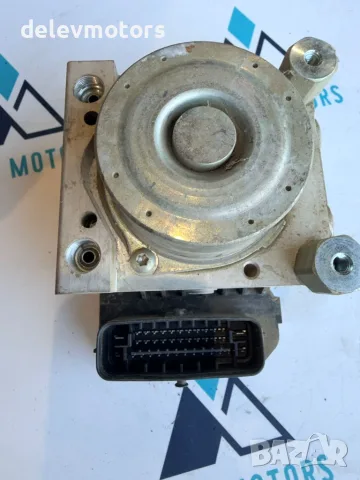 44540-71350 ABS помпа модул от Toyota Hilux Pickup 2.4 D 4WD, 150 кс., снимка 2 - Части - 55980438