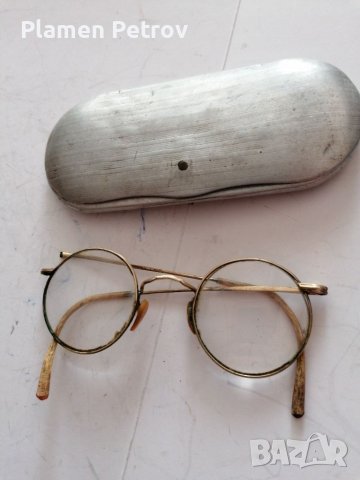 Диоптрични очила , снимка 1 - Антикварни и старинни предмети - 39882438
