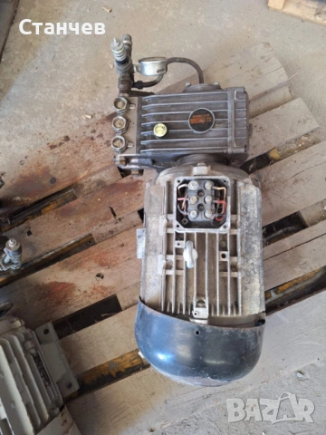  Помпа Interpump WS202 + Мотор 7.5kW + Байпас и Манометър