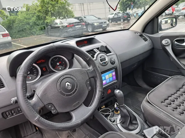 Продавам Renault Megane 2005 година, снимка 2 - Автомобили и джипове - 56433954