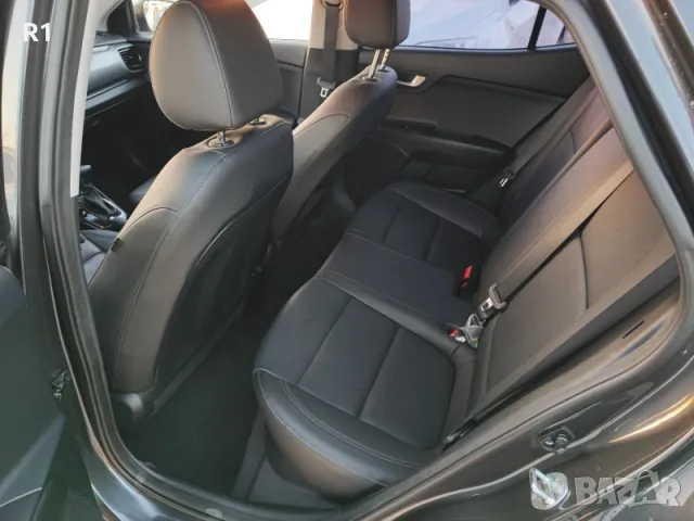  Kia Stonic AUTOMAT 1.6 CRDi 110кс. и 55000км., снимка 14 - Автомобили и джипове - 47323304