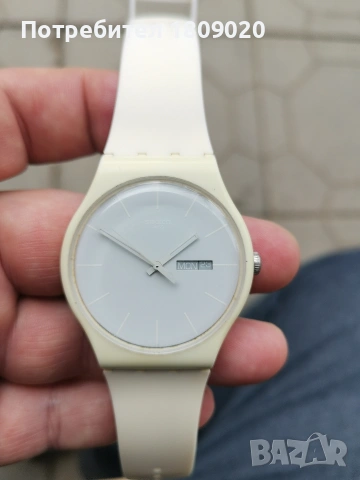 Часовник SWATCH 
