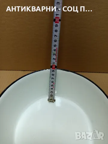 Соц Стара Емайлирана Касерола., снимка 8 - Антикварни и старинни предмети - 49485892