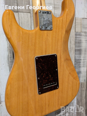 Fender American Pro Stratocaster, снимка 3 - Китари - 44733956