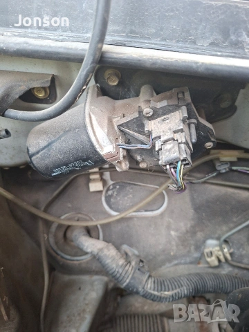 Моторче за предни чистачки Daihatsu Sirion , снимка 3 - Части - 54358859