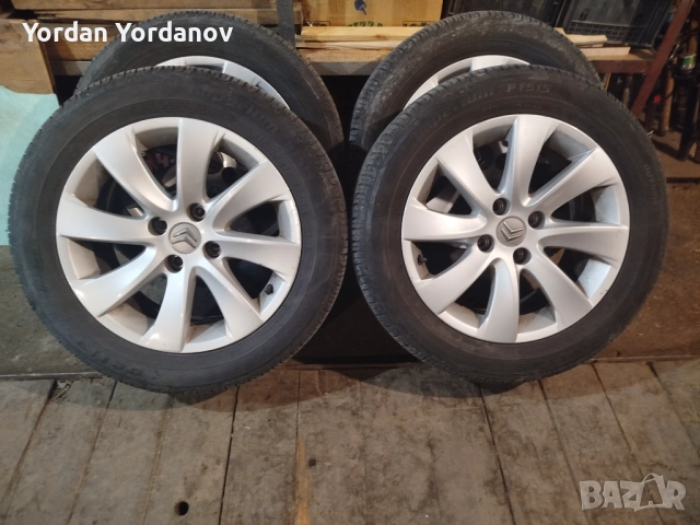 Продавам оригинални джанти за "Citroen C4 Picasso" и летни гуми. 