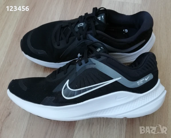 Маратонки на NIKE ном. 39